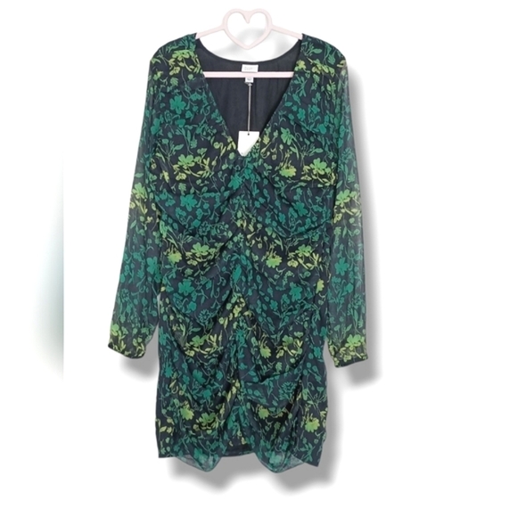 NWT A New Day Long Sleeve Ruched Front Bodycon Dress in Green Ombre Floral - Picture 3 of 9